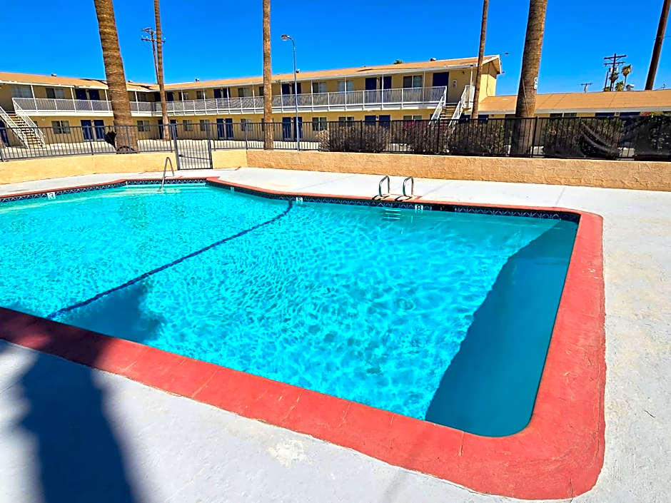 Rodeway Inn & Suites