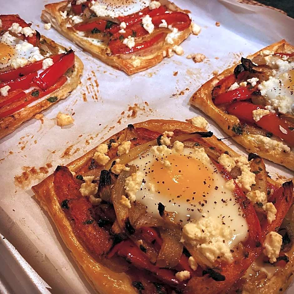 A Suite Retreat - Beyond Bed & Breakfast