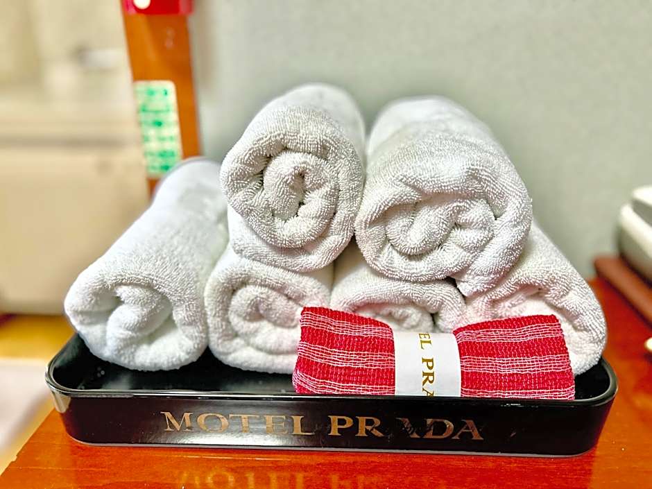 Prada motel