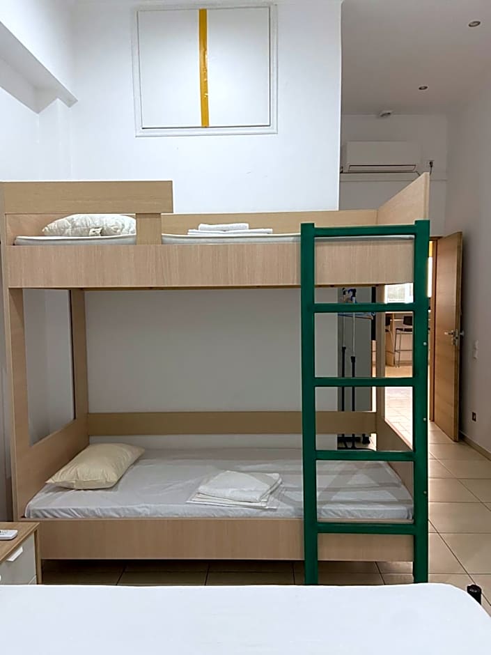 Sisifou Hostel