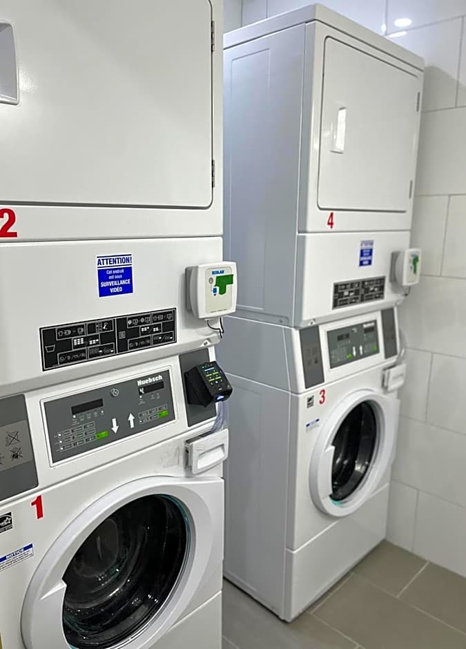 Econo Lodge Brossard