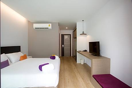 Superior Double Room with City View