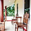 RedDoorz Syariah Plus near Trans Studio Cibubur