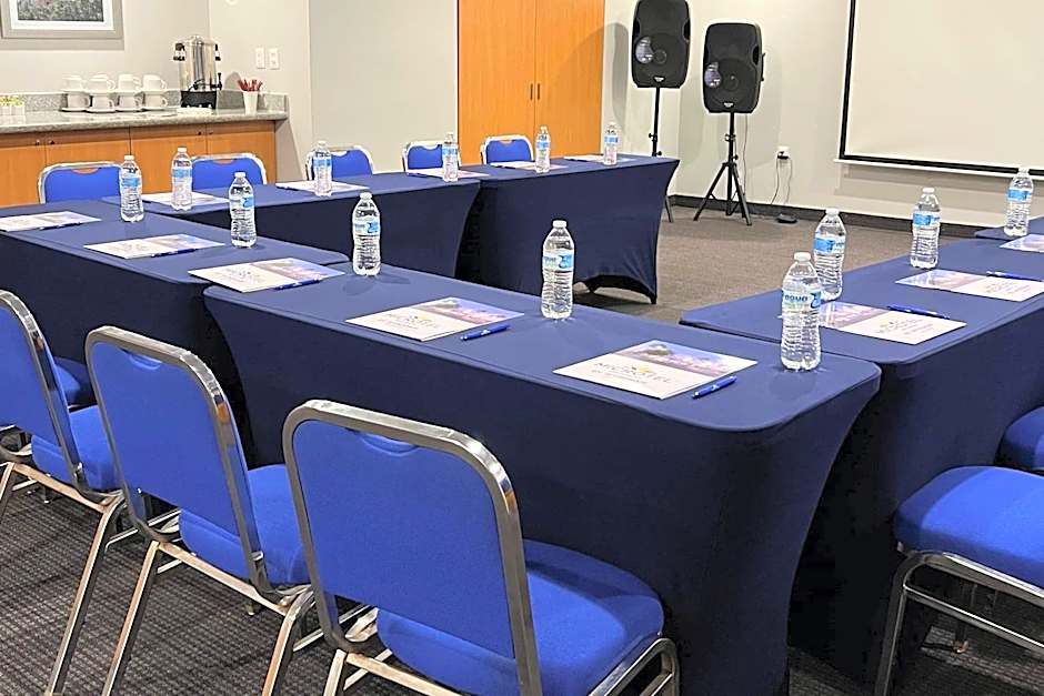 Microtel Inn & Suites By Wyndham Culiacan