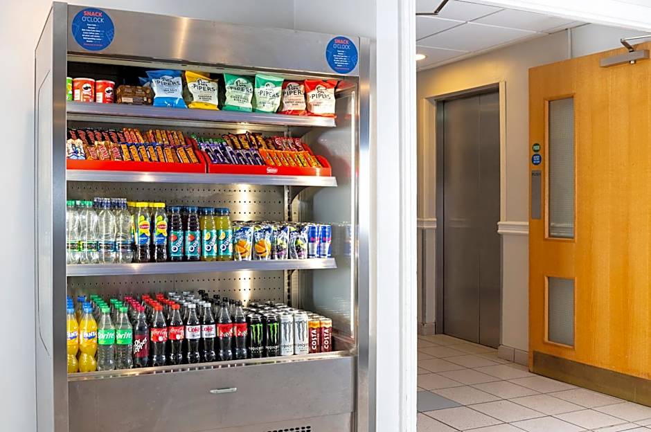 Holiday Inn Express Stafford M6 Junction 13