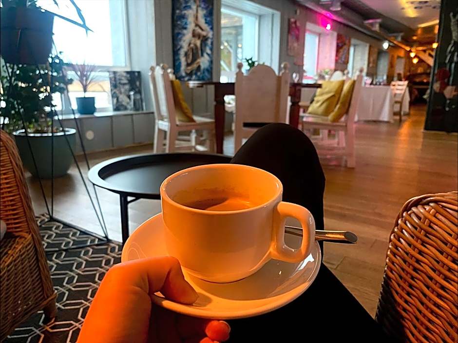 Vergi Sadam & Restoran Wirkes'