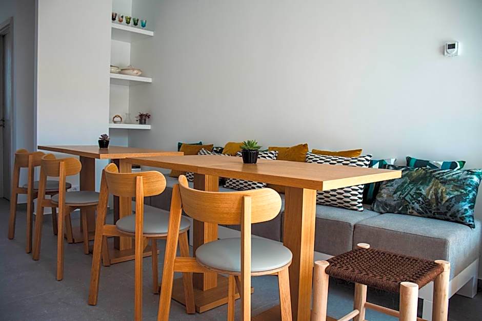 Laurus - Charming House