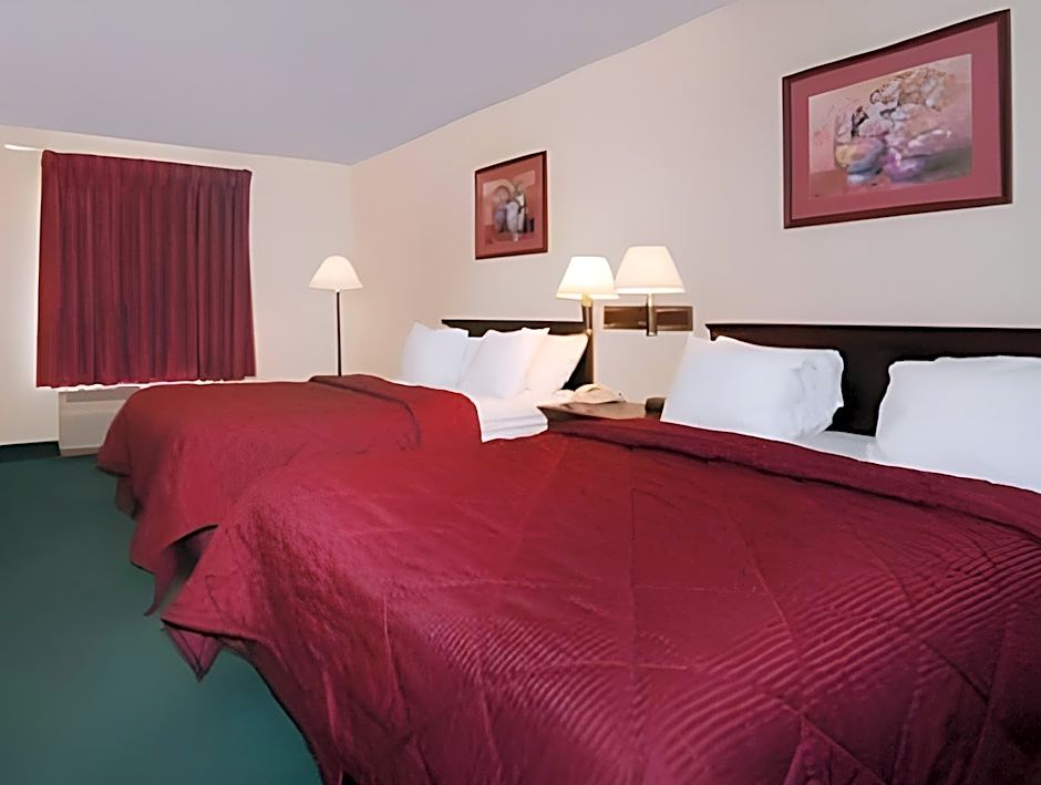 Quality Inn & Suites Arnold