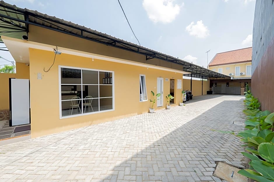 RedDoorz Syariah near RSUD Dr Iskak Tulungagung