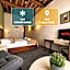 The Golden Wheel Hotel