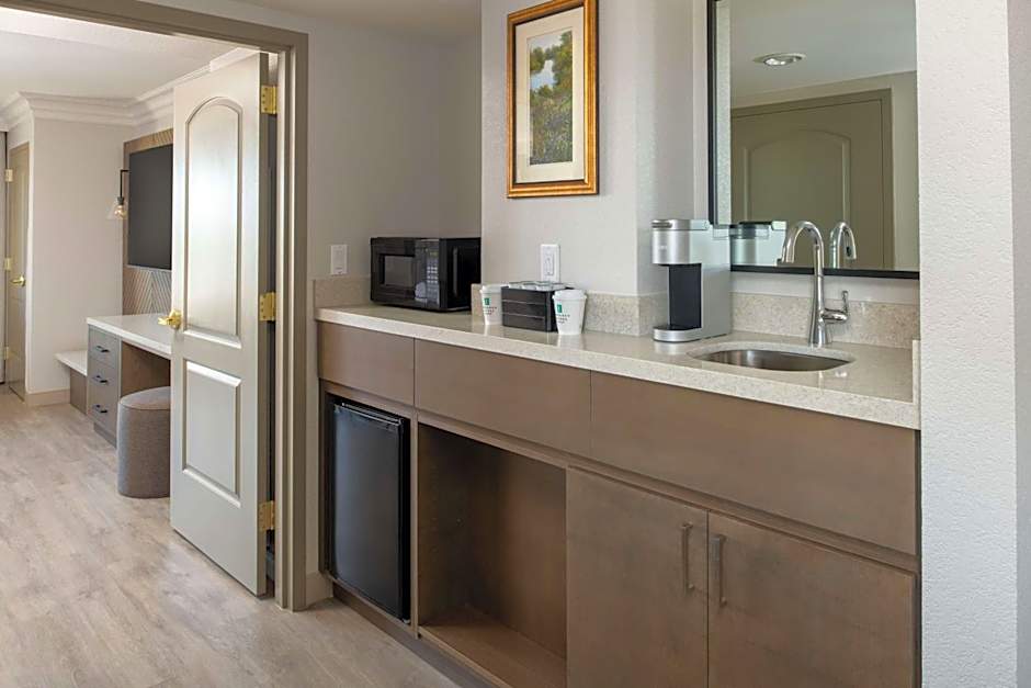 Embassy Suites By Hilton Hotel Sacramento-Riverfront Promenade