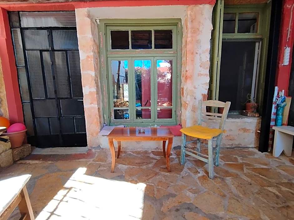 Chania Hostel Youth 18-50