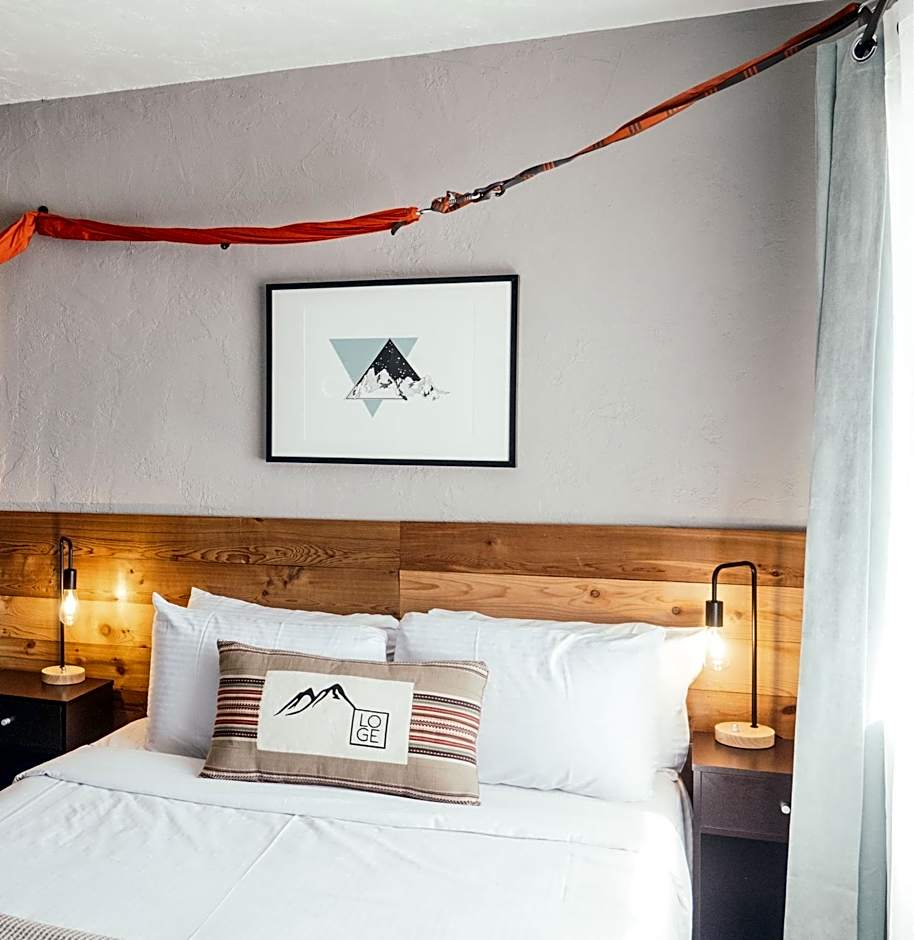 Summit View Inn