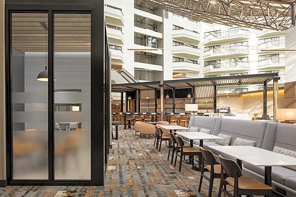 Sheraton Detroit Metro Airport