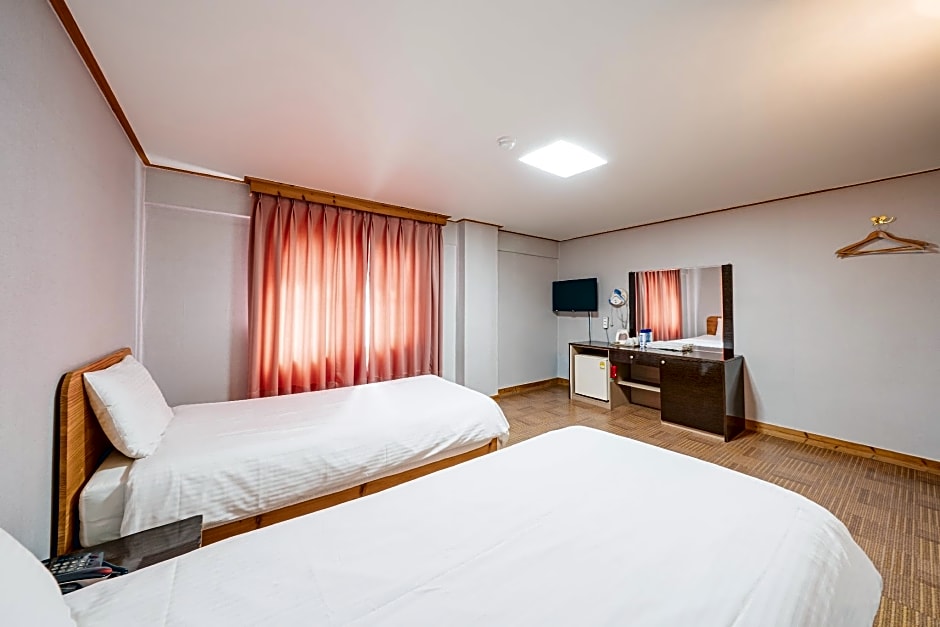 Hotel G