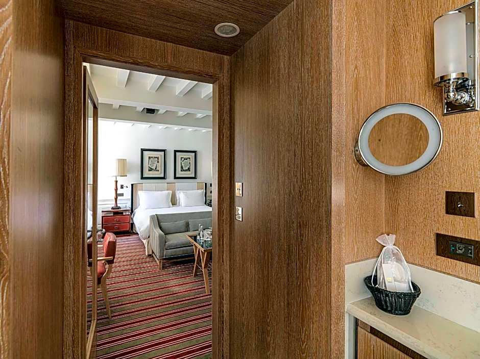 MARQUIS Faubourg St Honoré Relais & Châteaux