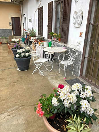 Room Saronno + B&B