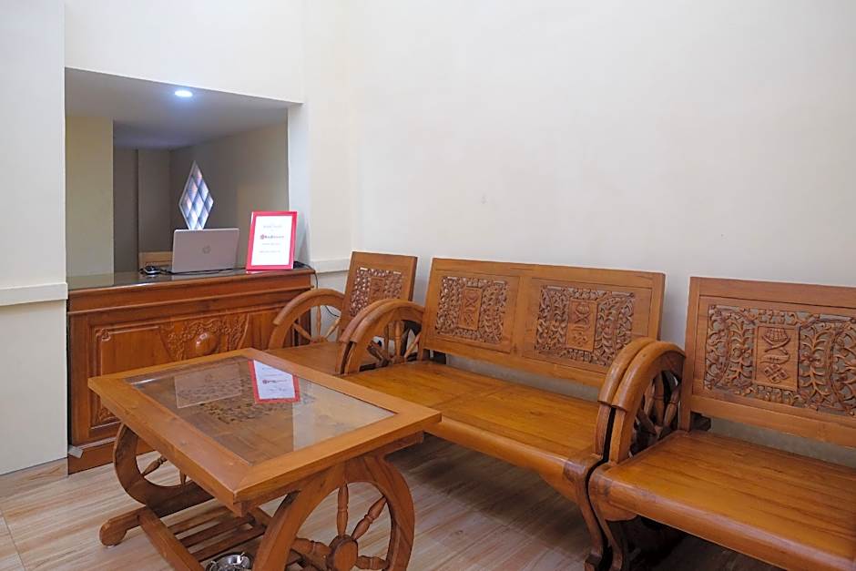 RedDoorz Syariah @ Klodran Solo