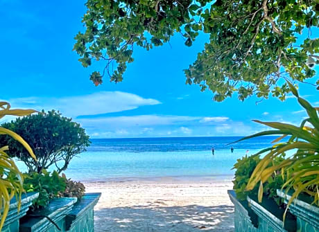 Dumaluan Beach Resort