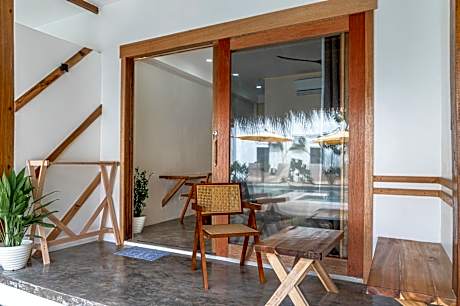 Deluxe Double or Twin Room with Pool View