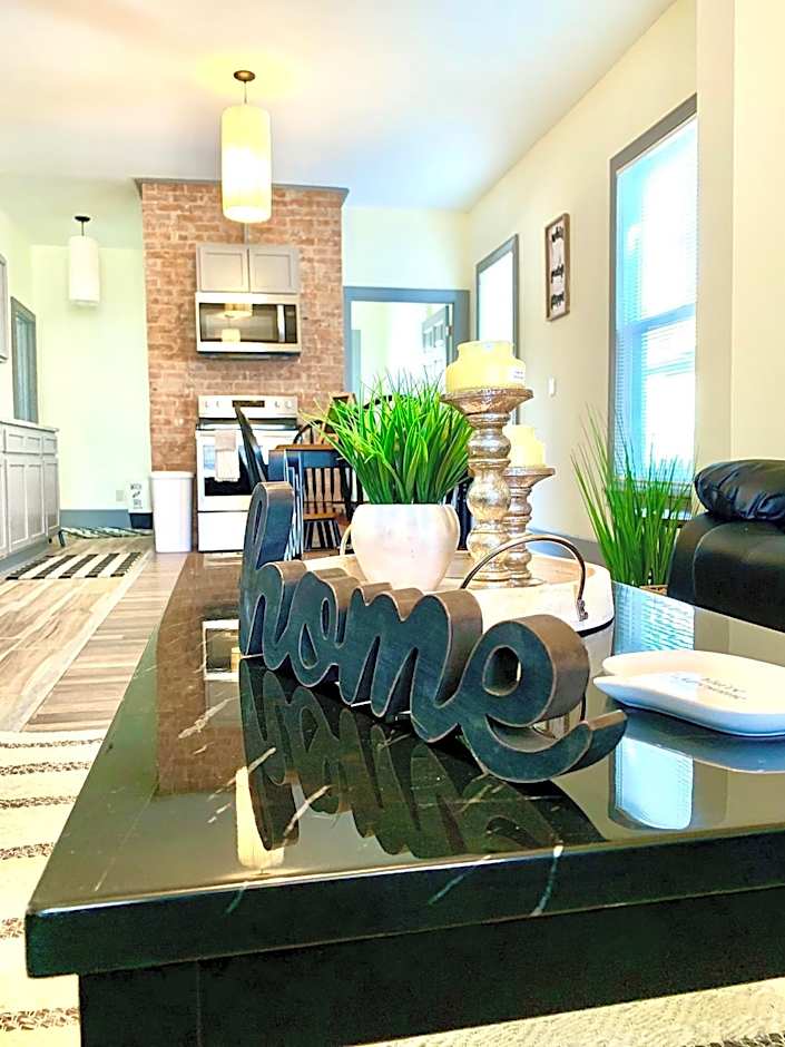 Perfect 6BR Stay Near Falls & Attractions