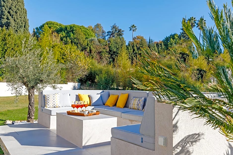 Villa Soha Bed & Breakfast – Mougins, CT