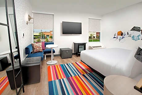 Aloft Guest Room, Guest room, 1 King