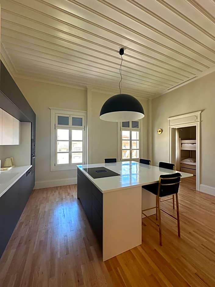 Castellano Hotel & Suites