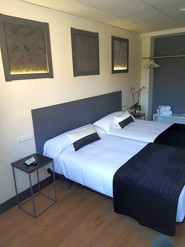 Photo 1 of 7 of Superior 2 Beds