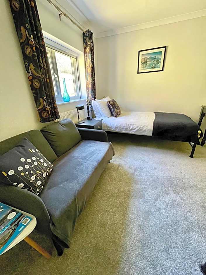 Lundie View B & B