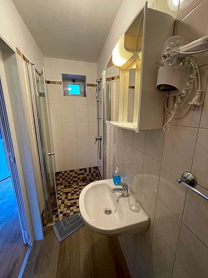 Gästehaus zum Surgrund