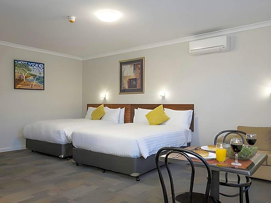 Gallery Hotel