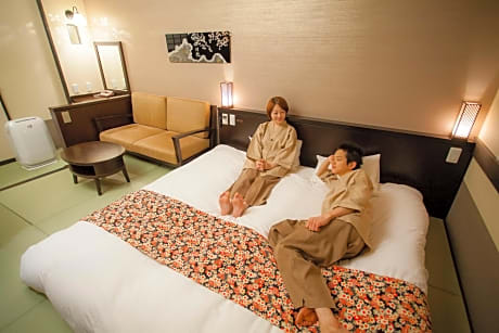 Deluxe Double Room - 2 Nights Minimum - No Daily Room Cleaning