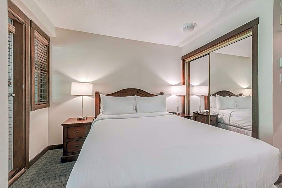 Blackcomb Springs Suites by CLIQUE