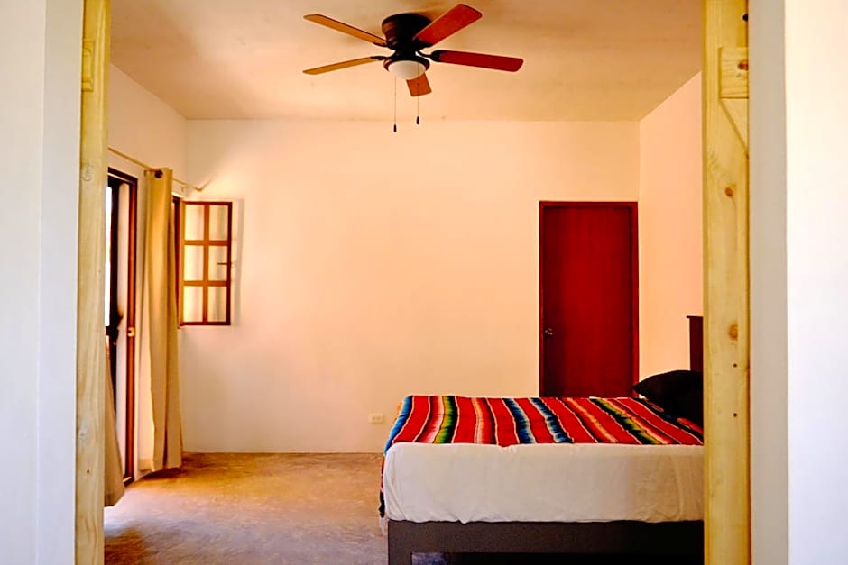 Superbe appartement avec chambre, piscine et parking privé