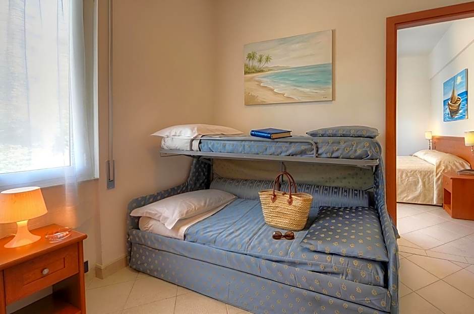 Hotel Noris