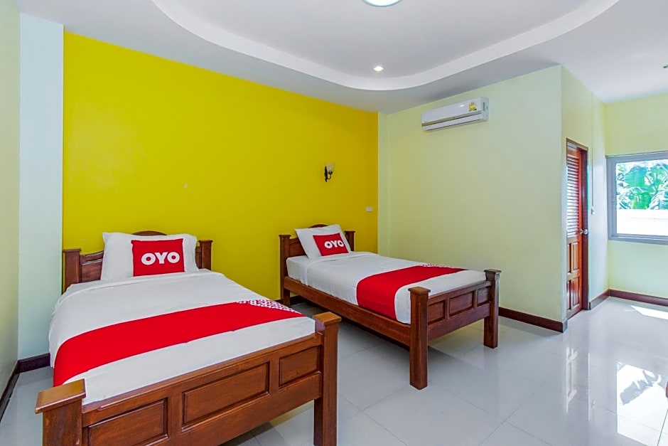Photo 1 of 8 of Standard Twin Room