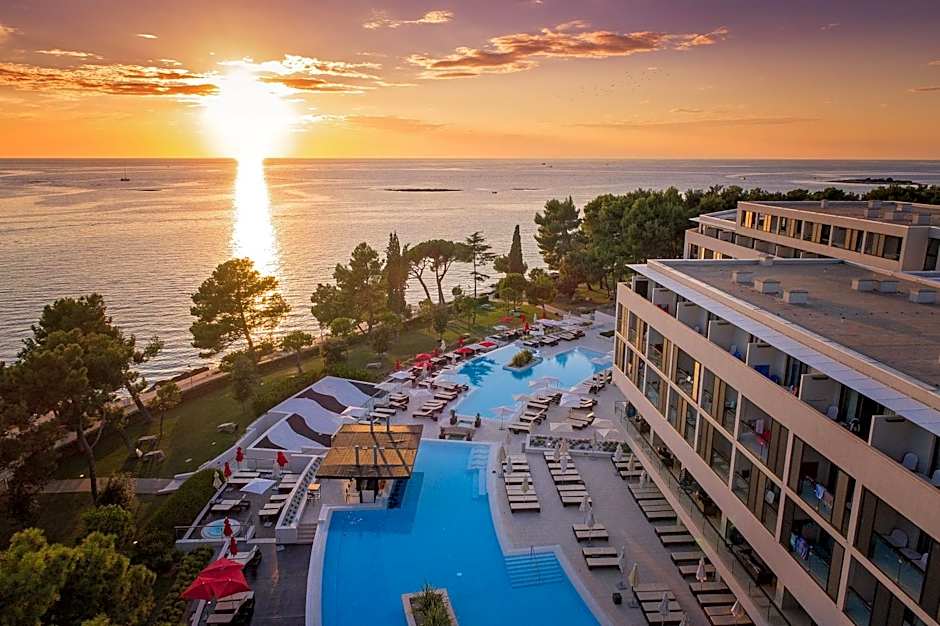Photo 1 of 50 of Hotel Parentium Plava Laguna