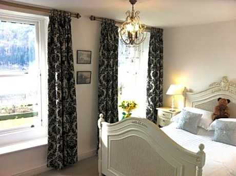 Superior Lakeside Double