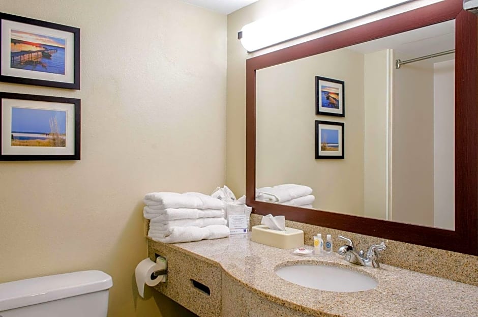 Comfort Inn & Suites Biloxi D'Iberville