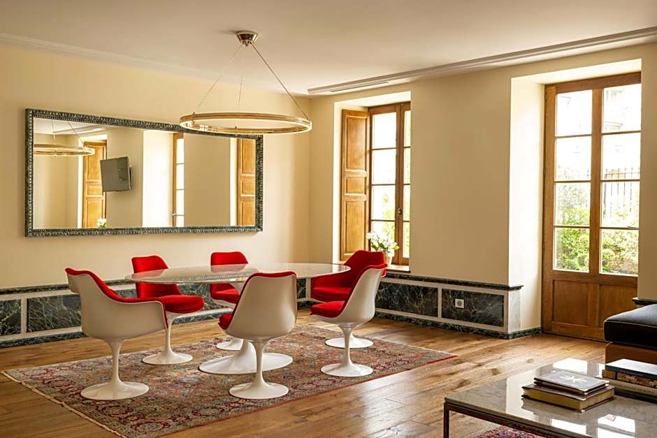 L Hotel de Beaune