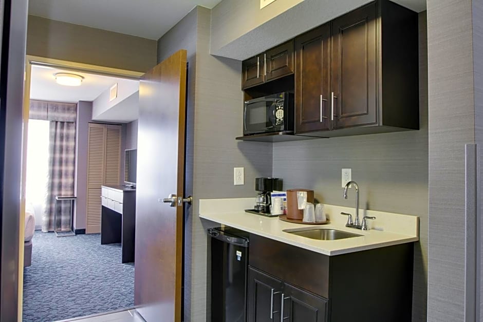 Holiday Inn Express & Suites Sidney By IHG