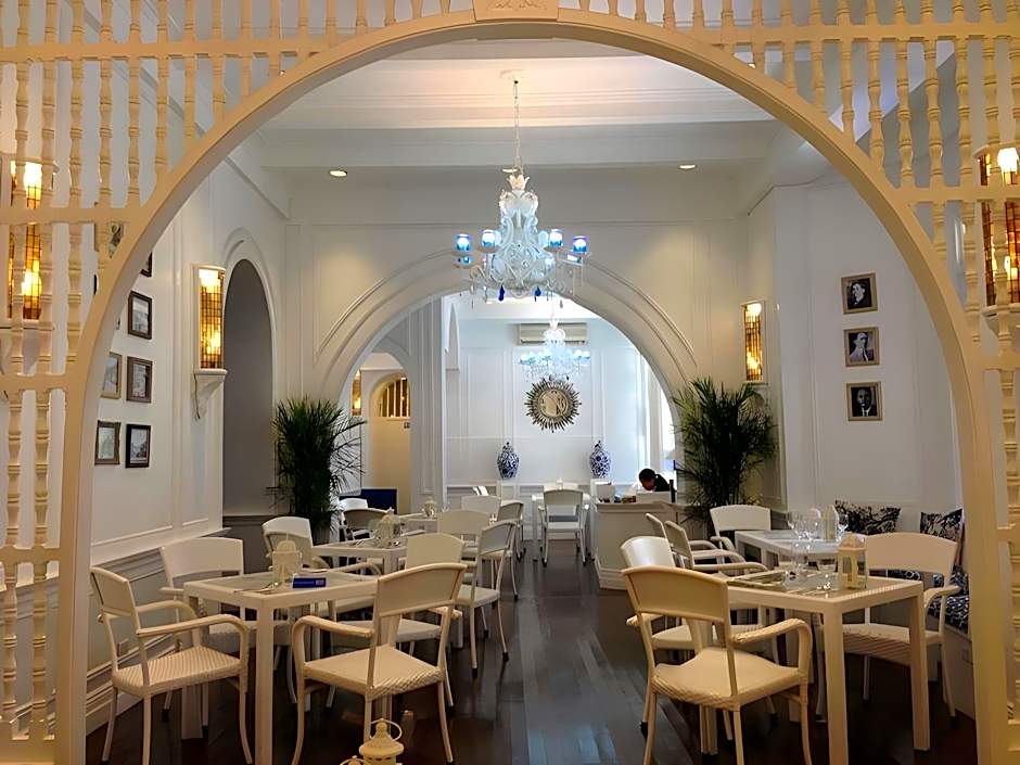 Orchid Garden Suites