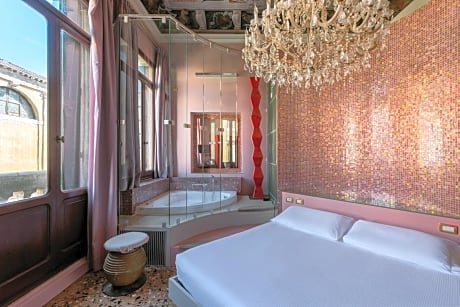 King Room with Spa Bath
