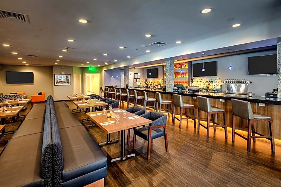Collegian Hotel & Suites, Trademark Collection by Wyndham