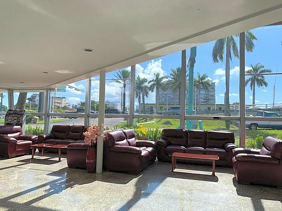 International Inn on the Bay