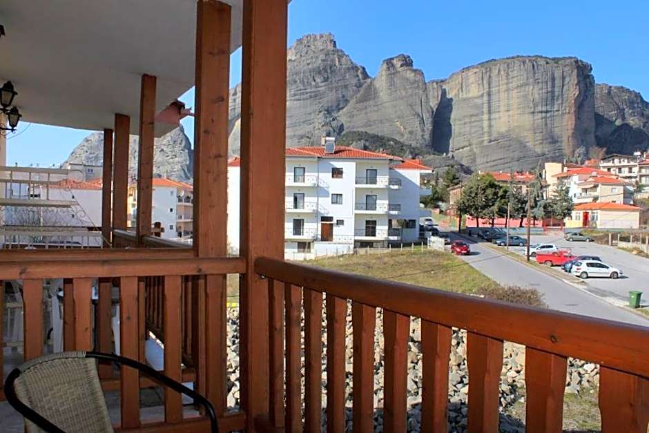 Famissi Hotel