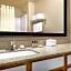 Hawthorn Suites By Wyndham Oak Creek/Milwaukee Airport