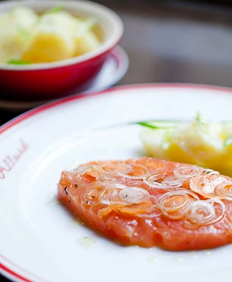 Logis Hôtel - Restaurant Maison Claude Darroze