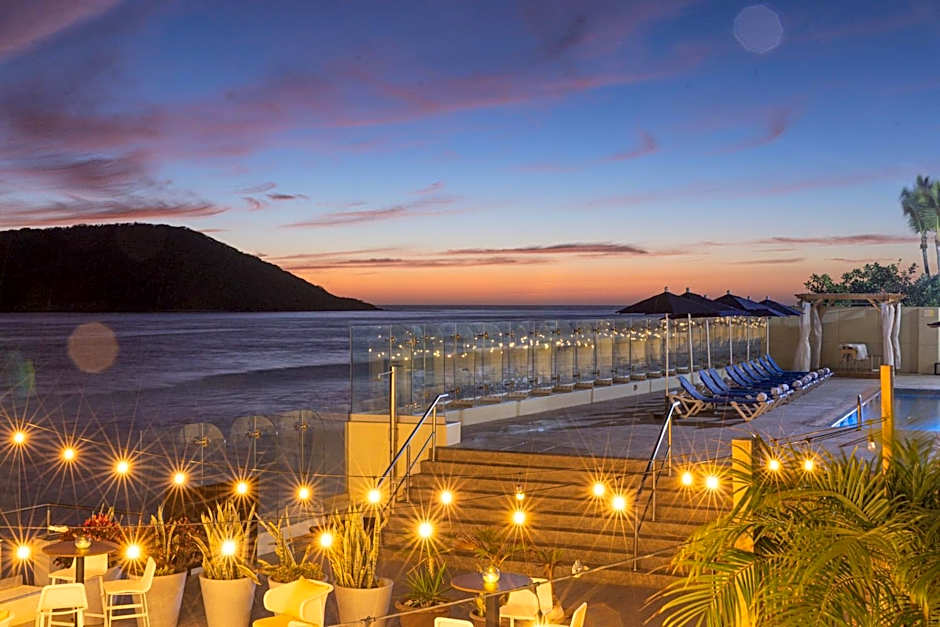 DoubleTree by Hilton Mazatlan